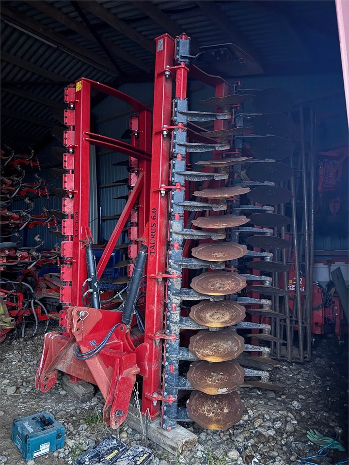 Rol-Ex TAURUS 6.0 - Rastras: foto 1 Rol-Ex TAURUS 6.0 - Rastras: foto 1