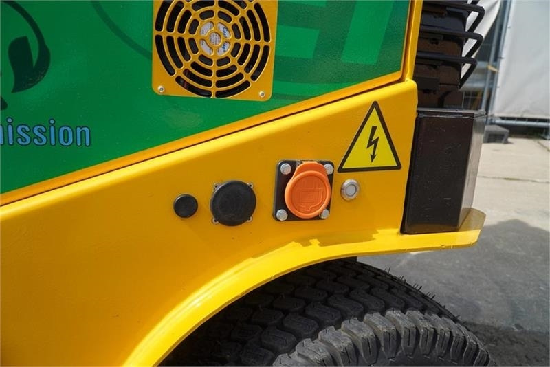 Eurotrac AGRI 12 Elektrisk  - Carretilla elevadora eléctrica: foto 4 Eurotrac AGRI 12 Elektrisk  - Carretilla elevadora eléctrica: foto 4