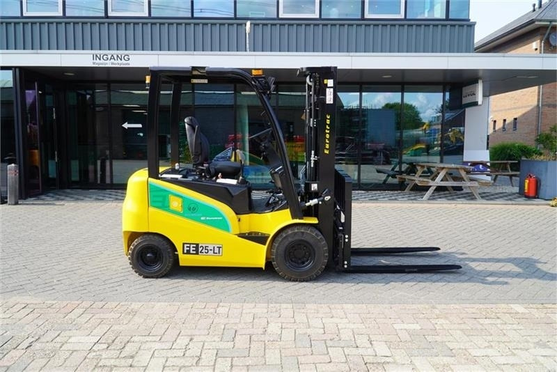 Eurotrac EL TRUCK  - Carretilla elevadora eléctrica: foto 1 Eurotrac EL TRUCK  - Carretilla elevadora eléctrica: foto 1