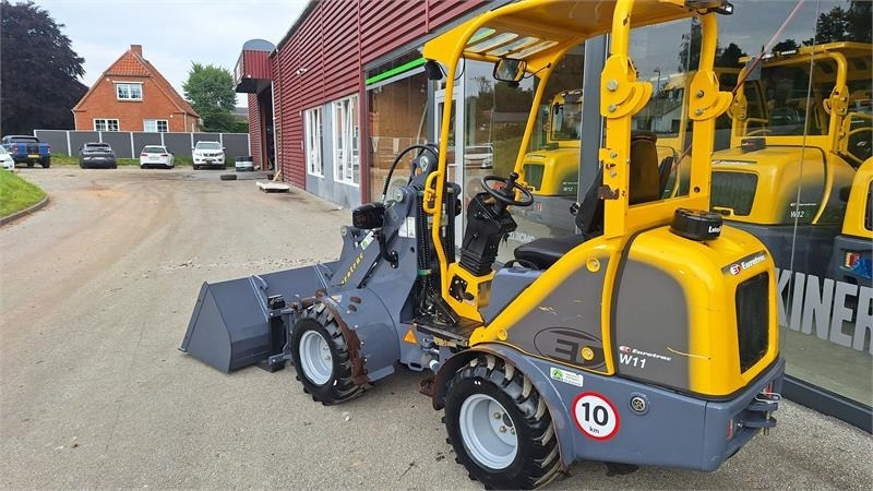 Eurotrac W11 - Cargadora articulada: foto 3 Eurotrac W11 - Cargadora articulada: foto 3