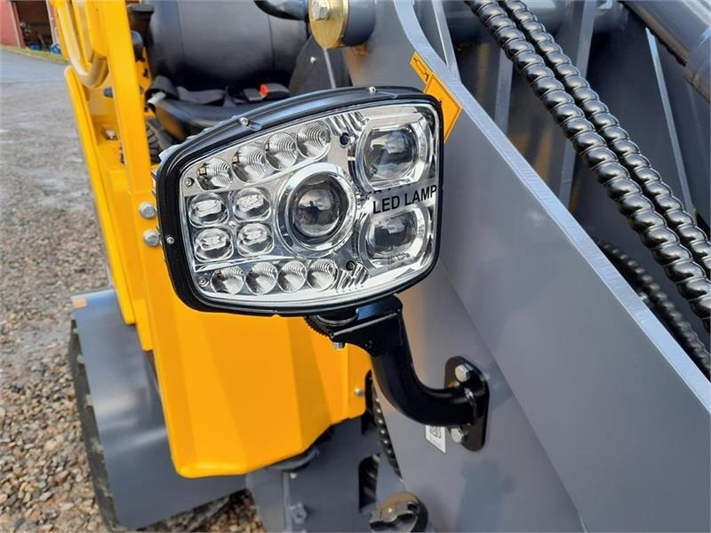 Cargadora articulada nuevo Eurotrac W11 Mellem arm: foto 7