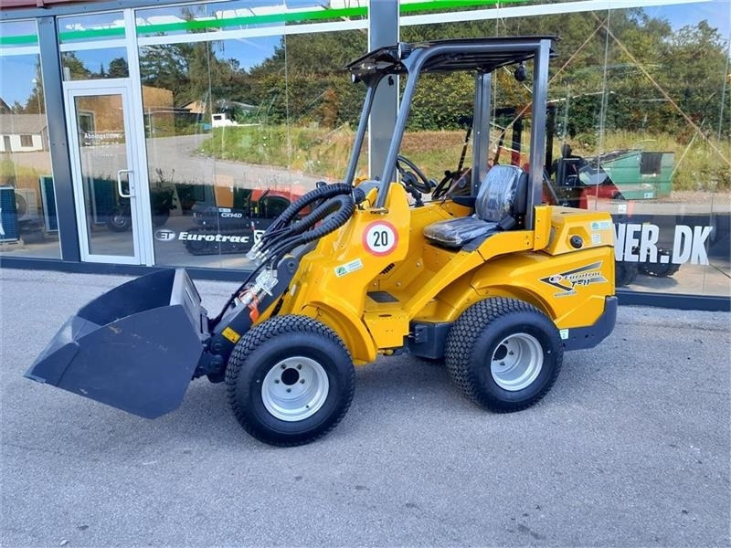 Eurotrac W11 TELESKOP - Cargadora de ruedas telescópica: foto 1 Eurotrac W11 TELESKOP - Cargadora de ruedas telescópica: foto 1