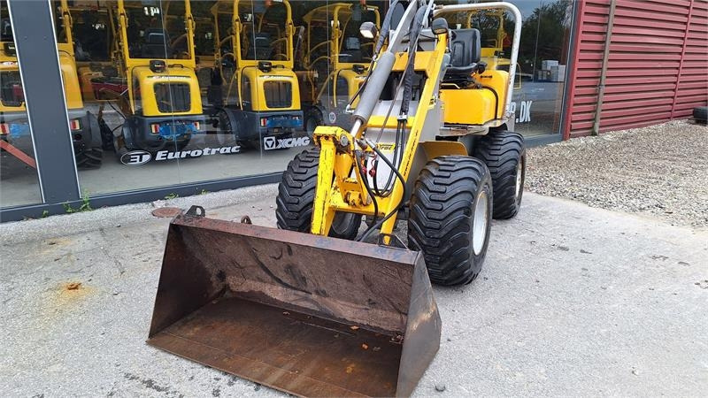 InTrac l40  - Cargadora articulada: foto 2 InTrac l40  - Cargadora articulada: foto 2