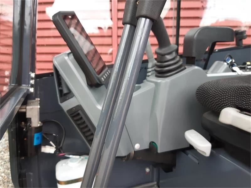 Leasing para XCMG xe27e XCMG xe27e: foto 15 Leasing para XCMG xe27e XCMG xe27e: foto 15