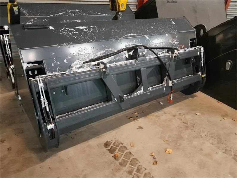 - - - fk machinery - Cazo cargador: foto 3 - - - fk machinery - Cazo cargador: foto 3