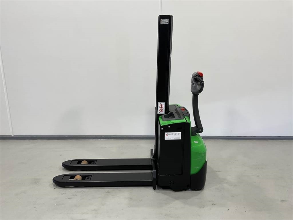 Cesab S208L - Apilador: foto 3 Cesab S208L - Apilador: foto 3