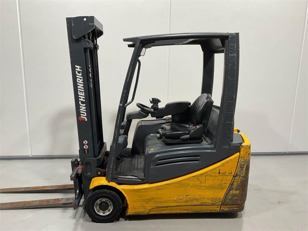 Jungheinrich EFG 216 - Carretilla elevadora eléctrica: foto 3 Jungheinrich EFG 216 - Carretilla elevadora eléctrica: foto 3