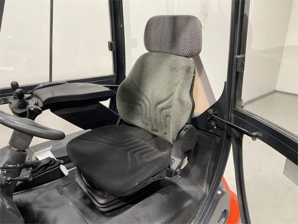 Linde E20P-02 - Carretilla elevadora eléctrica: foto 5 Linde E20P-02 - Carretilla elevadora eléctrica: foto 5