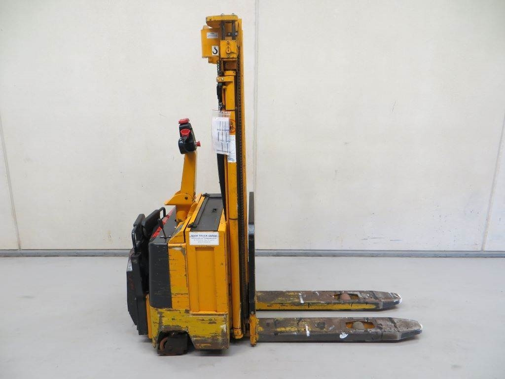 Samag ELT10  - Apilador: foto 1 Samag ELT10  - Apilador: foto 1