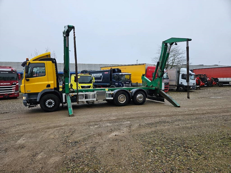 DAF CF 85.360 / Hammer / Sideloader / side loader - Camión portacontenedor de cadenas: foto 2 DAF CF 85.360 / Hammer / Sideloader / side loader - Camión portacontenedor de cadenas: foto 2