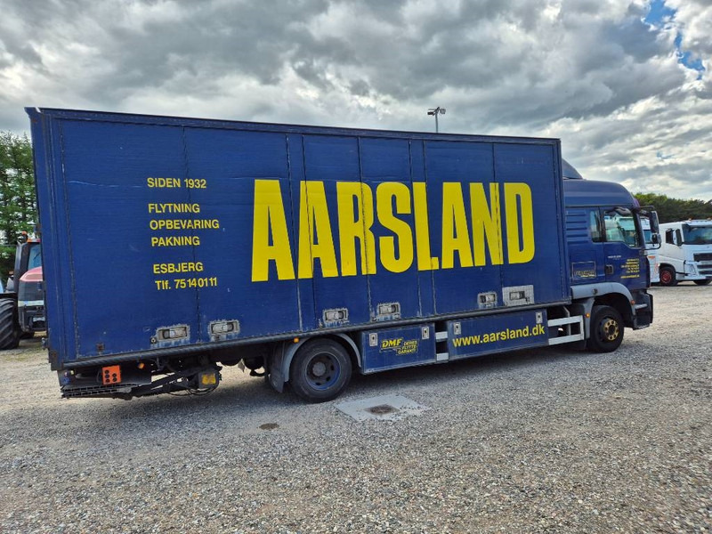 Camión caja cerrada MAN TGM 12.280 // Lift // Sideopening: foto 6 Camión caja cerrada MAN TGM 12.280 // Lift // Sideopening: foto 6