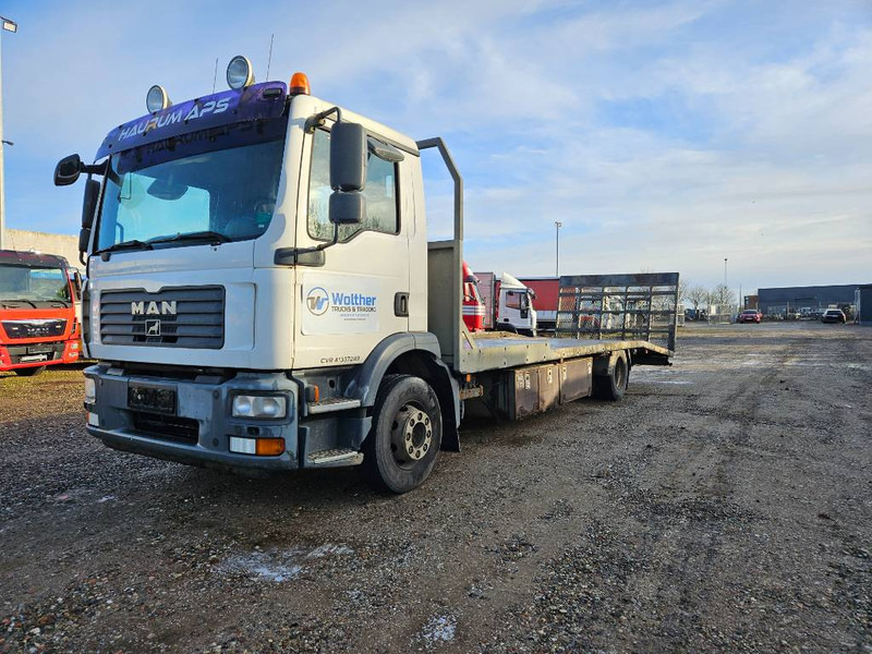 MAN TGM 15.280 // Machinetransport // Autotransporter - Grua de remolque autos: foto 3 MAN TGM 15.280 // Machinetransport // Autotransporter - Grua de remolque autos: foto 3