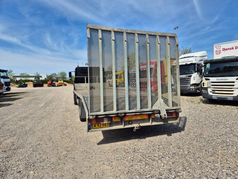 Mercedes-Benz Axor 1824 // Hydraulic Ramp // - Camión portavehículos: foto 5 Mercedes-Benz Axor 1824 // Hydraulic Ramp // - Camión portavehículos: foto 5