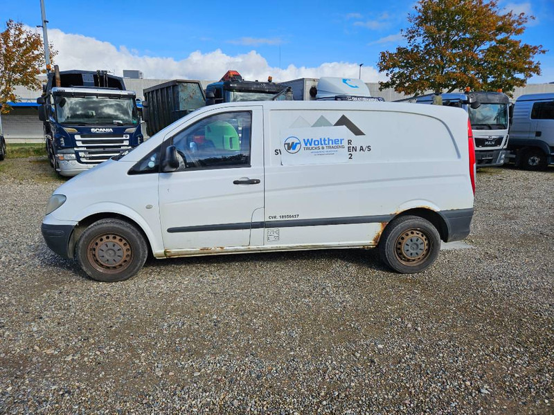 Mercedes-Benz Vito 109 2,2 CDi kort 4d - Furgoneta pequeña: foto 2 Mercedes-Benz Vito 109 2,2 CDi kort 4d - Furgoneta pequeña: foto 2