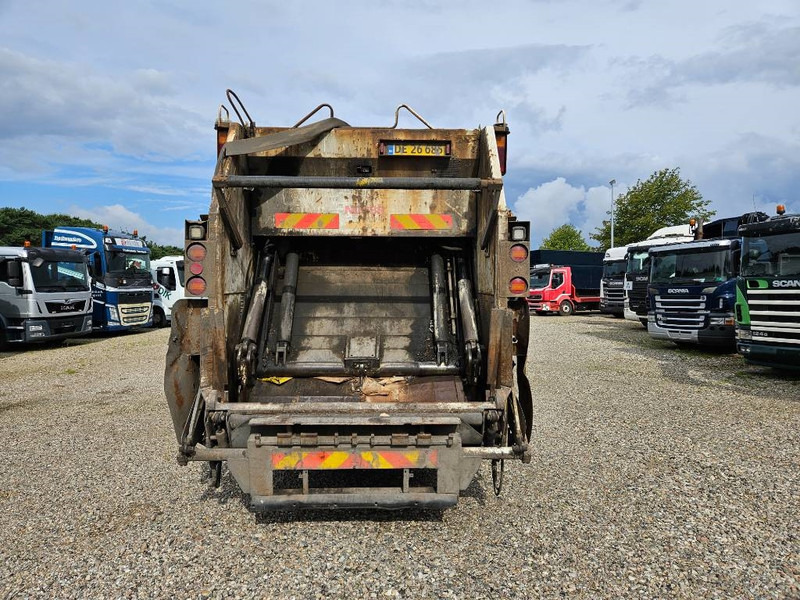 Scania P270 6x2/4 Müllwagen / garbagetruck - Camión de basura: foto 4 Scania P270 6x2/4 Müllwagen / garbagetruck - Camión de basura: foto 4