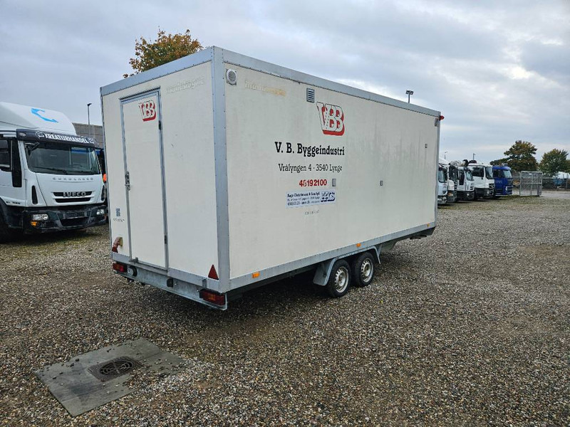 VA 1300 kg Toilet/Bad/omklædning/spiserum - Remolque caja cerrada: foto 5 VA 1300 kg Toilet/Bad/omklædning/spiserum - Remolque caja cerrada: foto 5