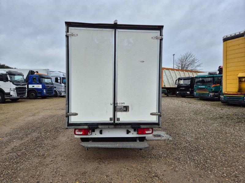 Volkswagen Crafter 35 2,0 TDi 140 BOX / DOORS - Furgón: foto 4 Volkswagen Crafter 35 2,0 TDi 140 BOX / DOORS - Furgón: foto 4