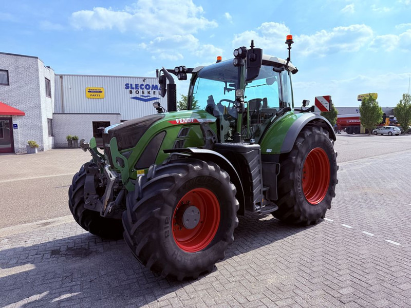 Fendt 718 Vario PowerPlus ONE - Tractor: foto 5 Fendt 718 Vario PowerPlus ONE - Tractor: foto 5
