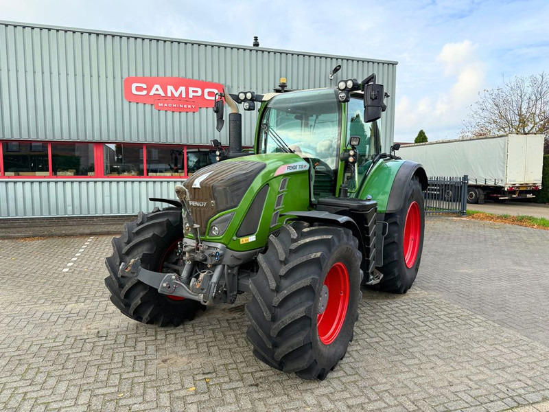 Fendt 720 S4 Vario PowerPlus - Tractor: foto 1 Fendt 720 S4 Vario PowerPlus - Tractor: foto 1