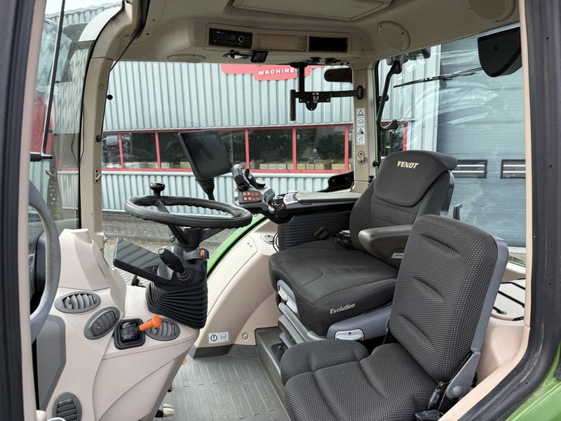 Fendt 724 Vario Gen 6 Profi Plus - Tractor: foto 5 Fendt 724 Vario Gen 6 Profi Plus - Tractor: foto 5