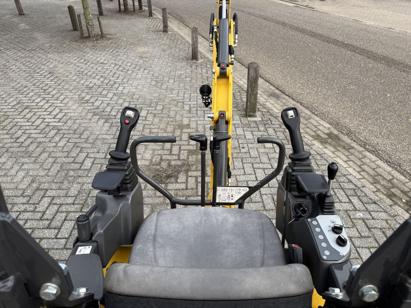 New Holland E14D Minigraver Nieuw/Overjarig - Miniexcavadora: foto 5 New Holland E14D Minigraver Nieuw/Overjarig - Miniexcavadora: foto 5