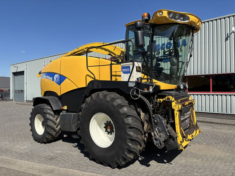 New Holland FR9050 - Cosechadora de forraje: foto 4 New Holland FR9050 - Cosechadora de forraje: foto 4