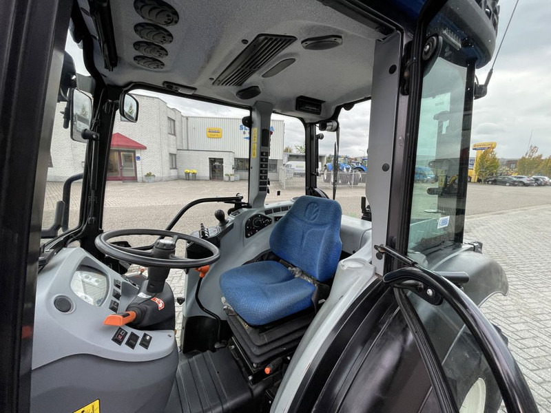 New Holland T4.80N - Tractor: foto 3 New Holland T4.80N - Tractor: foto 3