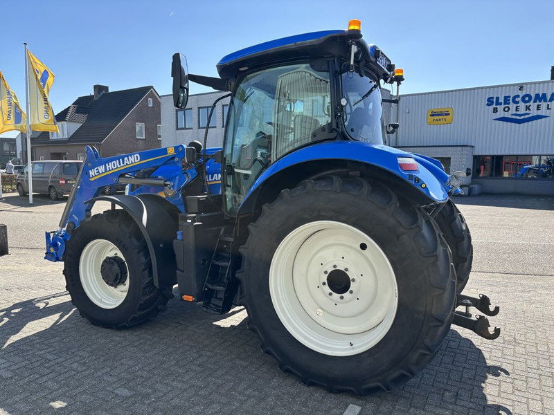 New Holland T7.210 AC Stage V + TL770 Voorlader - Tractor: foto 3 New Holland T7.210 AC Stage V + TL770 Voorlader - Tractor: foto 3