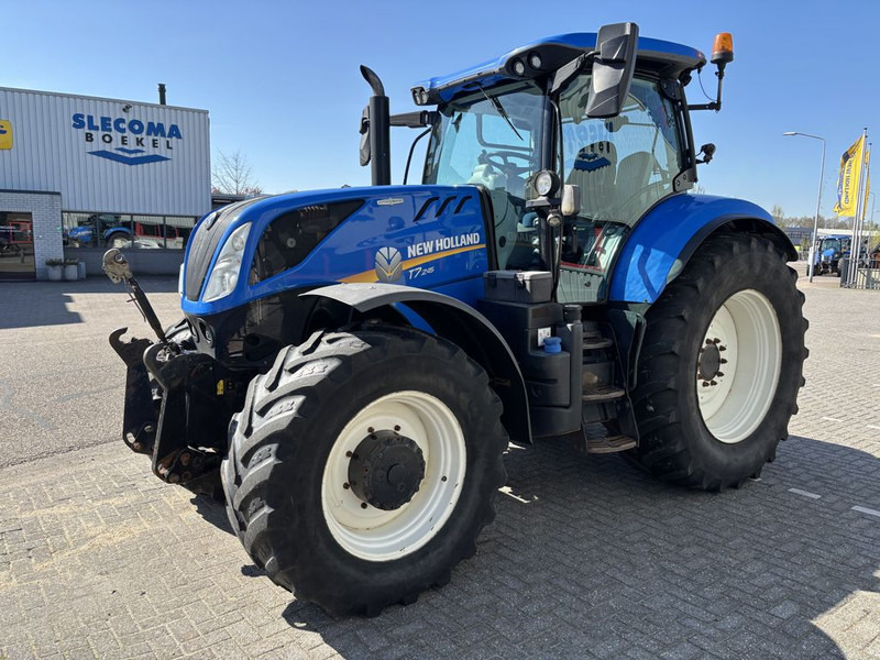 New Holland T7.245 Auto Command MY18 - Tractor: foto 1 New Holland T7.245 Auto Command MY18 - Tractor: foto 1