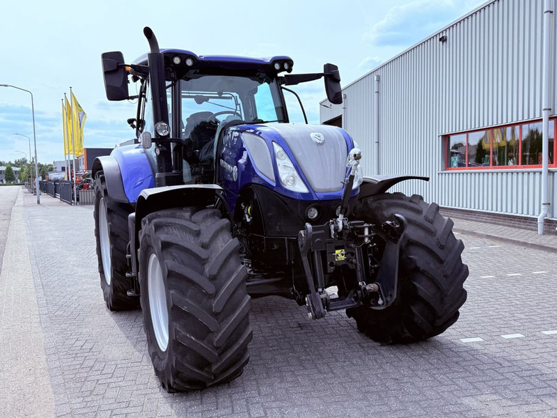 New Holland T7.270 AutoCommand Blue Power – Stage V - Tractor: foto 5 New Holland T7.270 AutoCommand Blue Power – Stage V - Tractor: foto 5