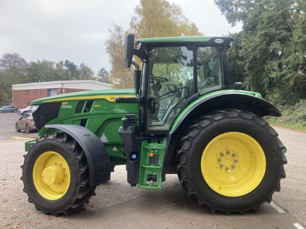 JOHN DEERE 6R 185 - Tractor: foto 2 JOHN DEERE 6R 185 - Tractor: foto 2