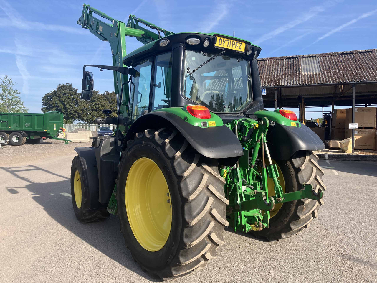 John Deere 6120M - Tractor: foto 3 John Deere 6120M - Tractor: foto 3