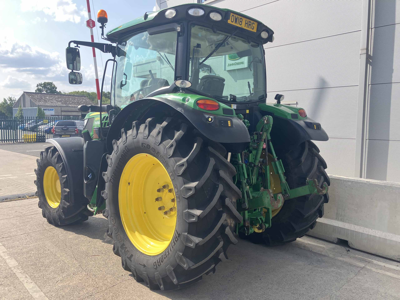 John Deere 6130R - Tractor: foto 3 John Deere 6130R - Tractor: foto 3