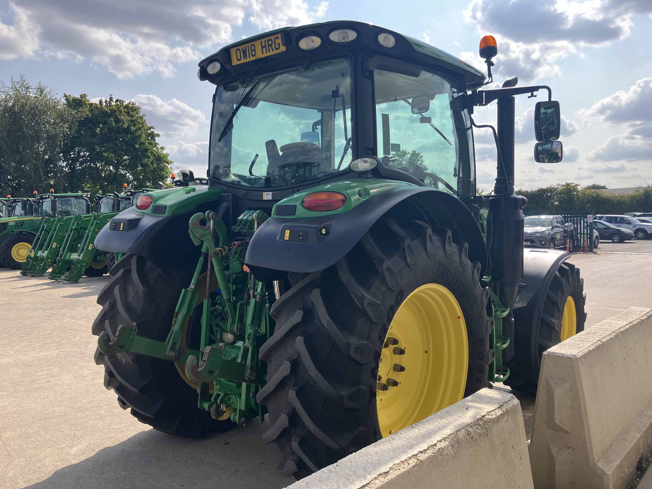 John Deere 6130R - Tractor: foto 5 John Deere 6130R - Tractor: foto 5