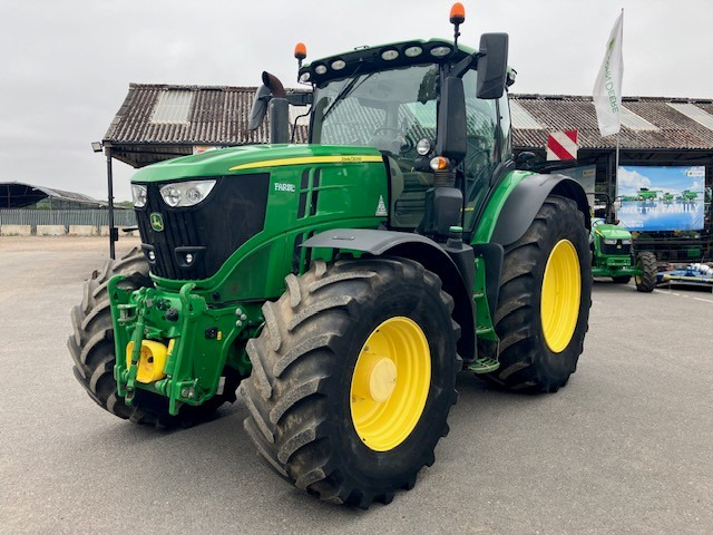 John Deere 6250R - Tractor: foto 1 John Deere 6250R - Tractor: foto 1