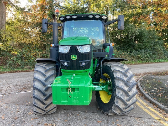 John Deere 6R 185 - Tractor: foto 2 John Deere 6R 185 - Tractor: foto 2