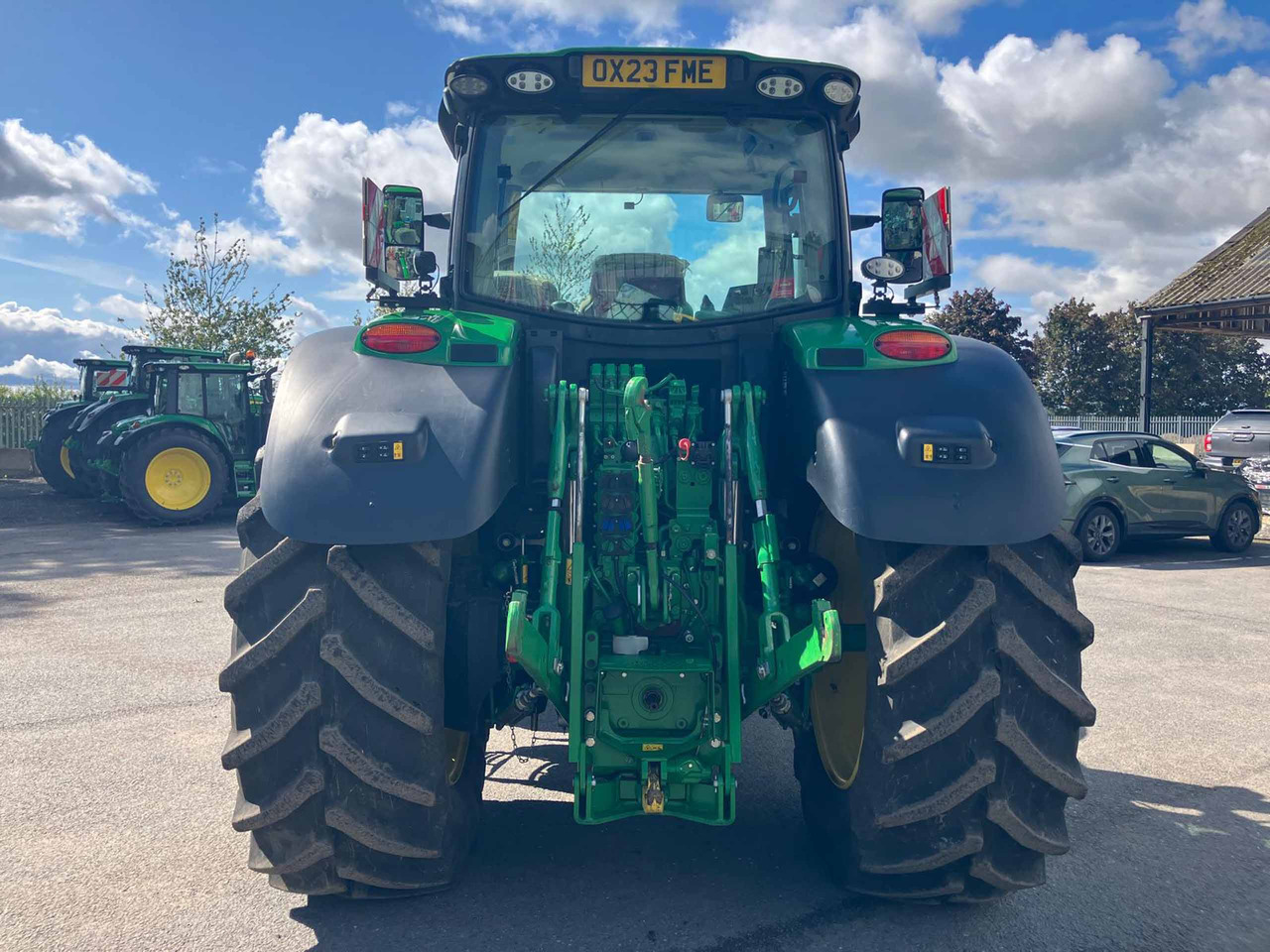 John Deere 6R 195 - Tractor: foto 5 John Deere 6R 195 - Tractor: foto 5