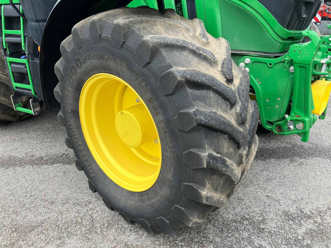 John Deere 6R 250 - Tractor: foto 3 John Deere 6R 250 - Tractor: foto 3
