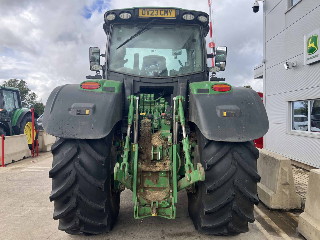 John Deere 6R 250 - Tractor: foto 4 John Deere 6R 250 - Tractor: foto 4