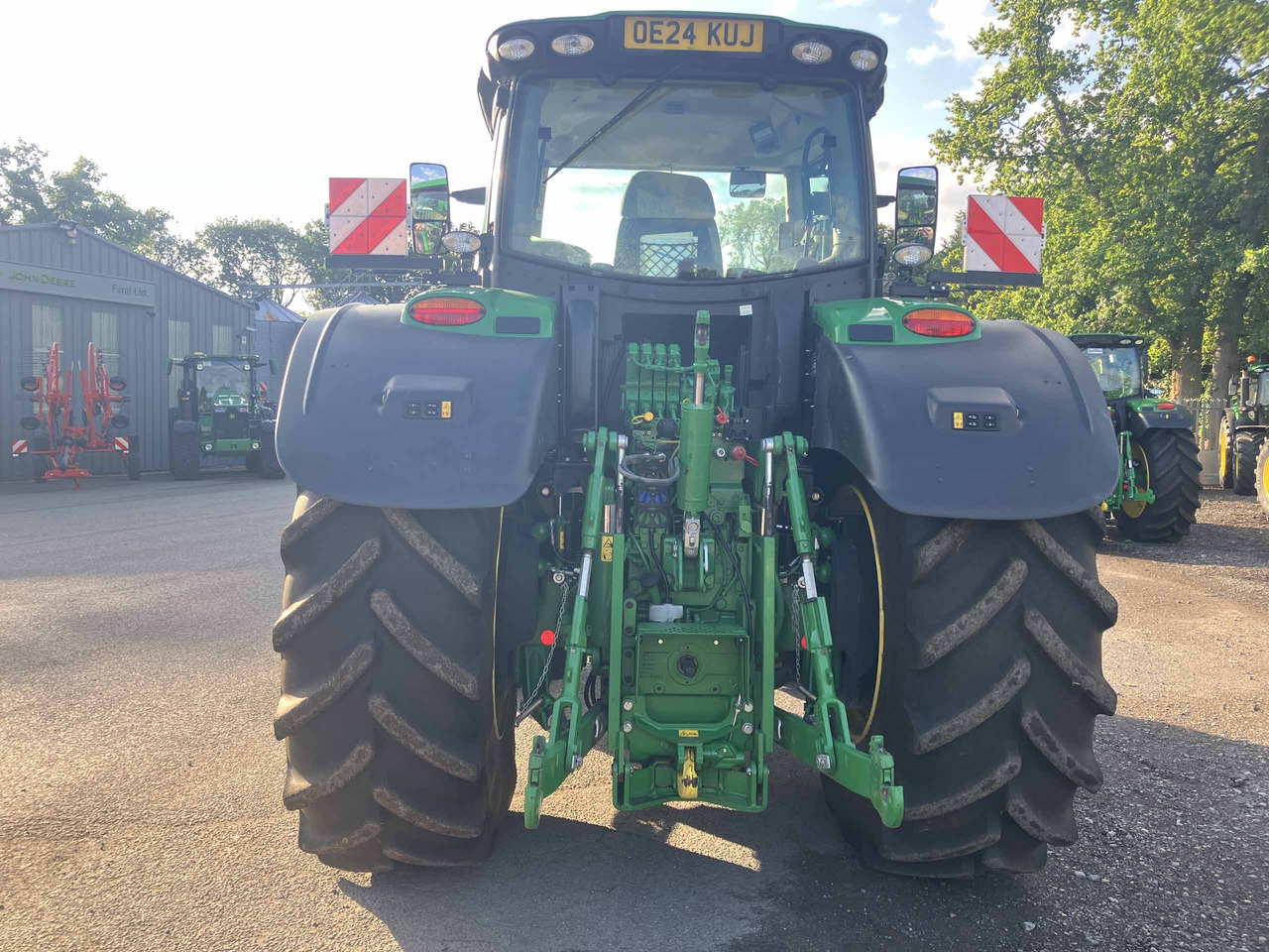 John Deere 6R 250 - Tractor: foto 4 John Deere 6R 250 - Tractor: foto 4