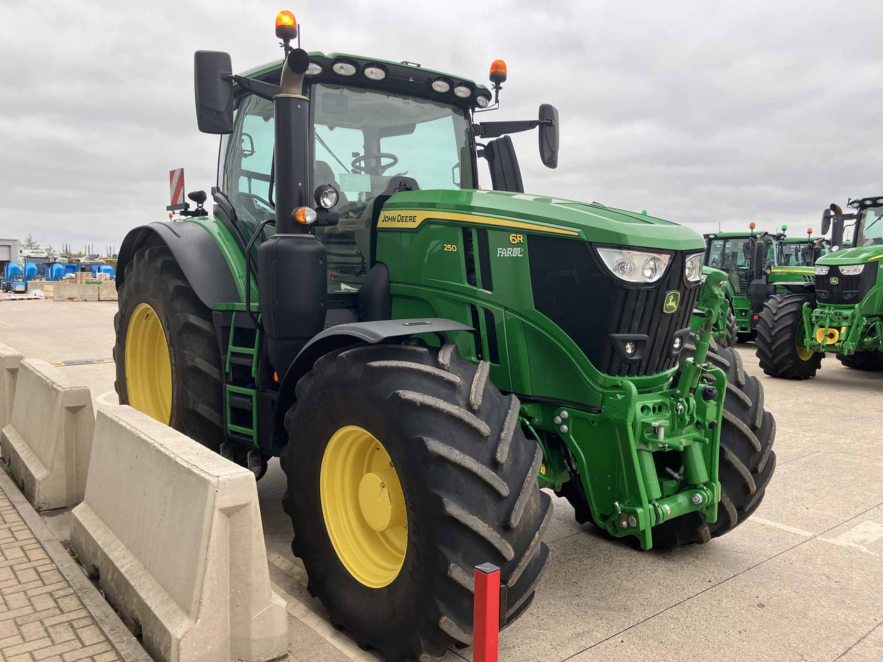 Tractor John Deere 6R 250: foto 6 Tractor John Deere 6R 250: foto 6