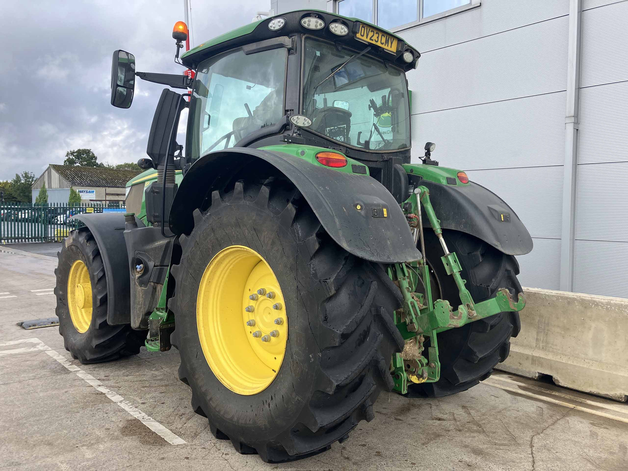 John Deere 6R 250 - Tractor: foto 3 John Deere 6R 250 - Tractor: foto 3