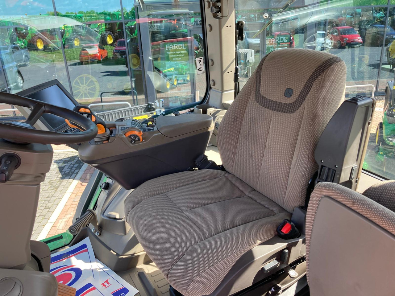 John Deere 7R 310 - Tractor: foto 4 John Deere 7R 310 - Tractor: foto 4