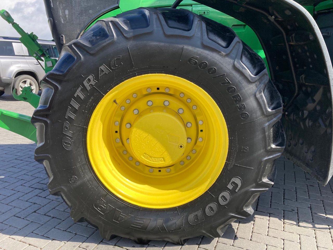 John Deere 7R 310 - Tractor: foto 2 John Deere 7R 310 - Tractor: foto 2