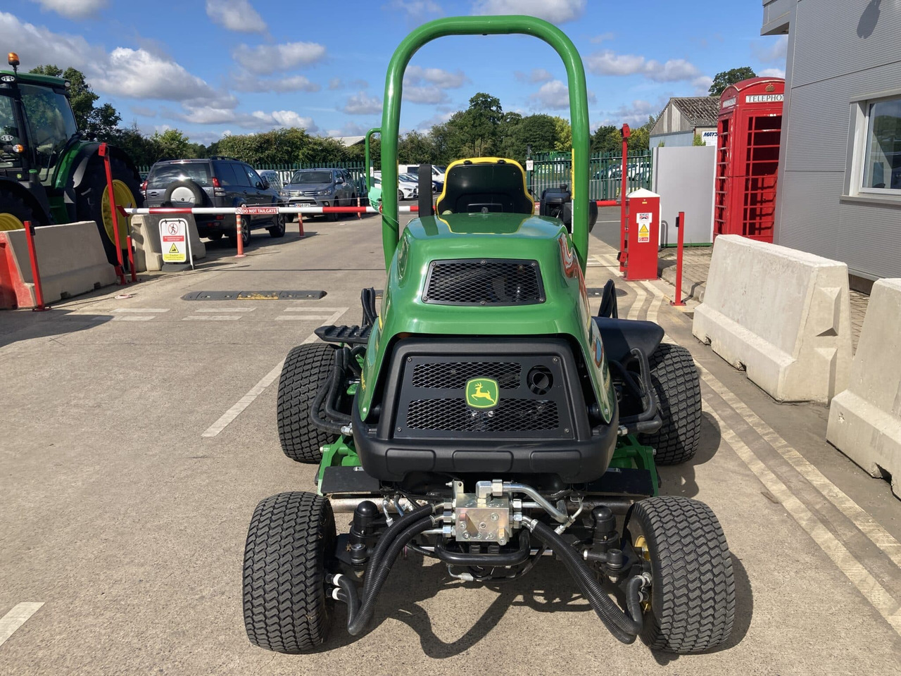 John Deere 8800A 5 pod rotary mower - Cortacésped: foto 4 John Deere 8800A 5 pod rotary mower - Cortacésped: foto 4