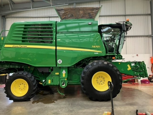 John Deere T670i - Cosechadora de granos: foto 1 John Deere T670i - Cosechadora de granos: foto 1