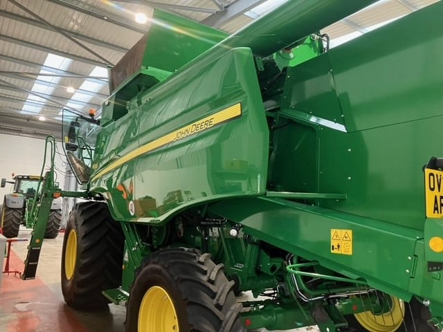 John Deere T670i - Cosechadora de granos: foto 4 John Deere T670i - Cosechadora de granos: foto 4
