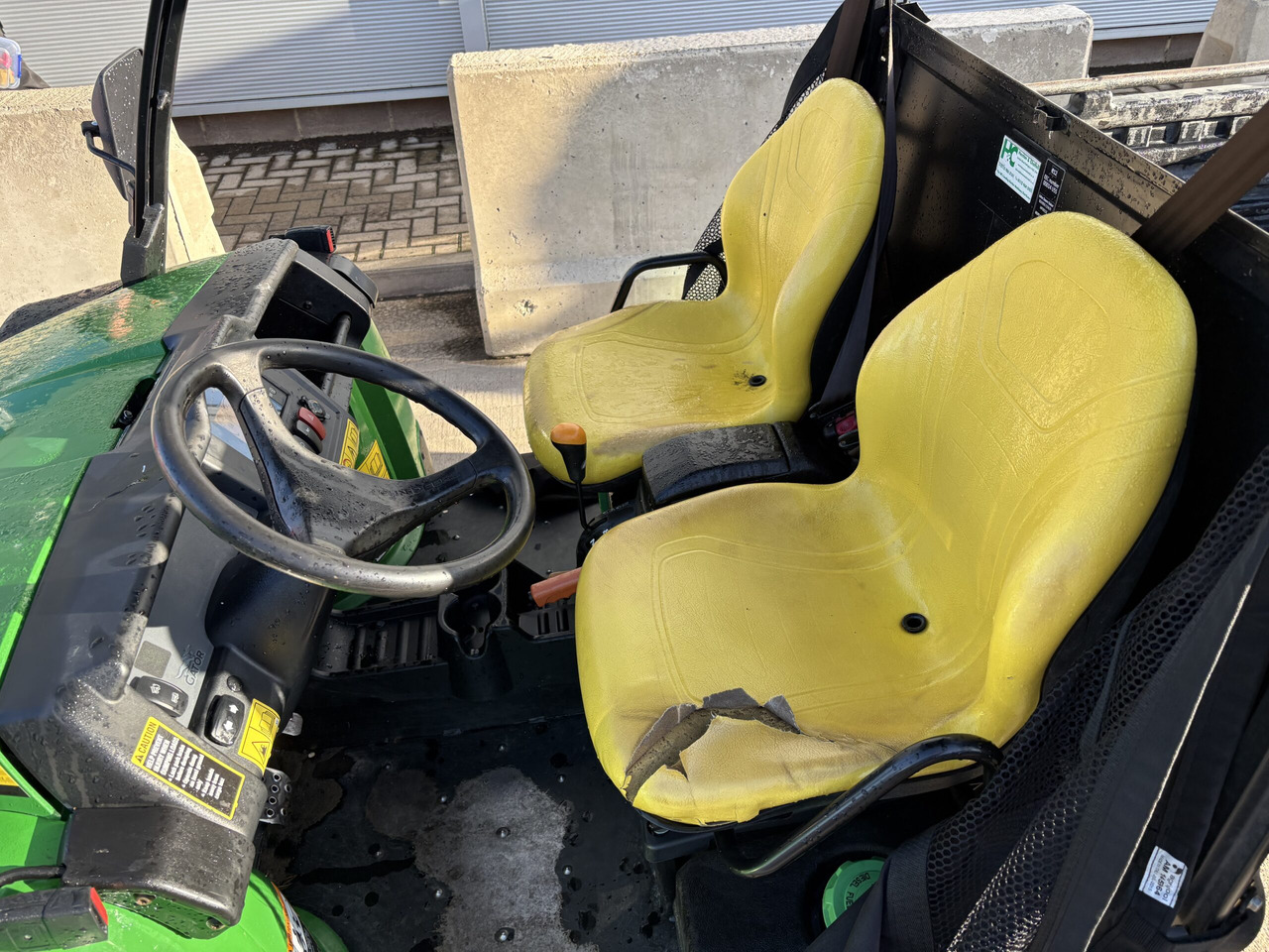 John Deere XUV855M Gator - Cuadrimoto: foto 4 John Deere XUV855M Gator - Cuadrimoto: foto 4