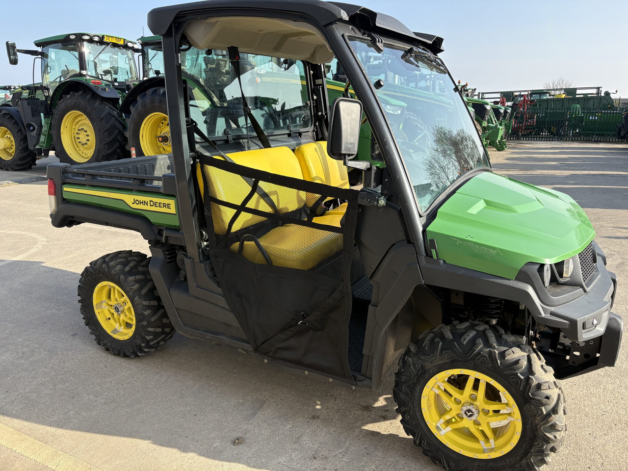 John Deere XUV865M - Cuadrimoto: foto 1 John Deere XUV865M - Cuadrimoto: foto 1