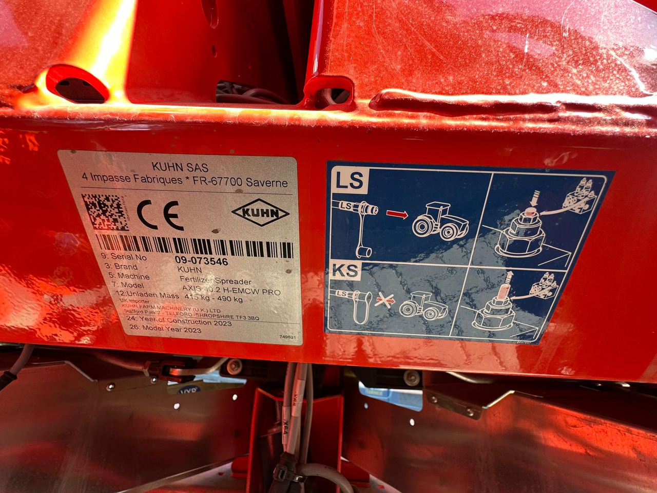Esparcidor de fertilizantes nuevo Kuhn Axis 40.2 H EMC W: foto 10